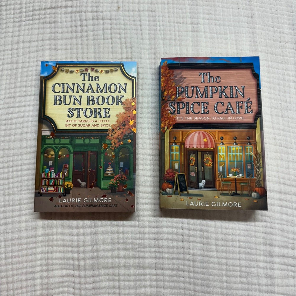 Laurie Gilmore 2 book set The Pumpkin Spice Cafe and The Cinnamon Bun Book Store